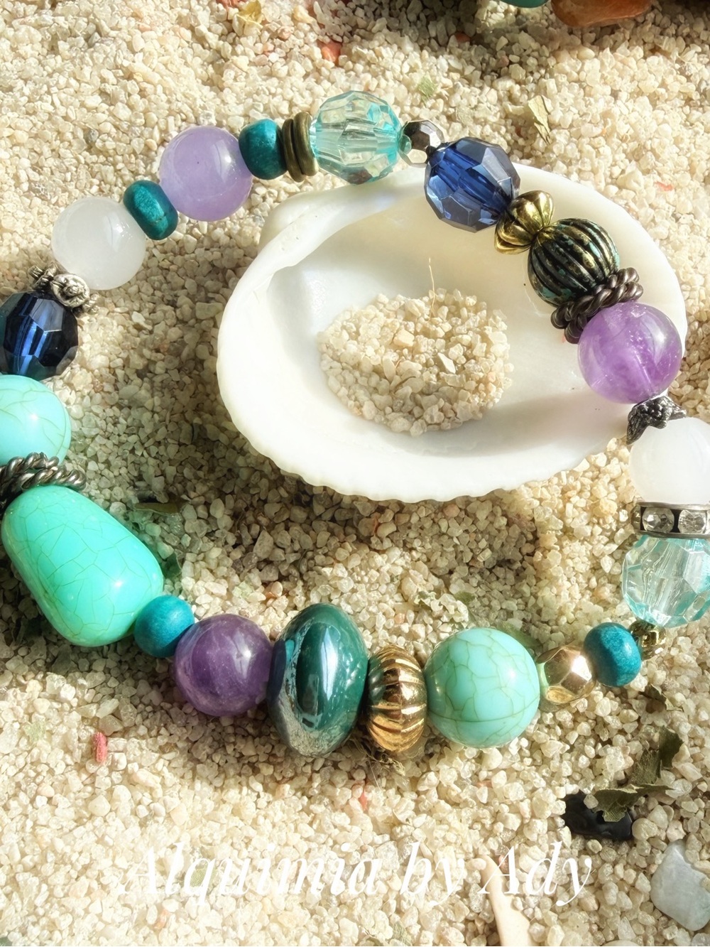 DOPAMINE + amethyst and big shells Turquoise  color bracelet